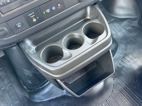 Used 2025 Chevrolet Express 2500 Extended w/ Driver Convenience Package image 21