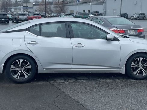 Used 2020 Nissan Sentra SV image 4