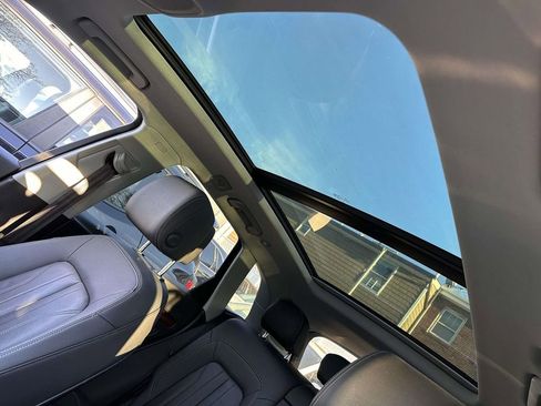 Used 2022 Audi Q5 2.0T Premium Plus w/ Premium Plus Package image 12