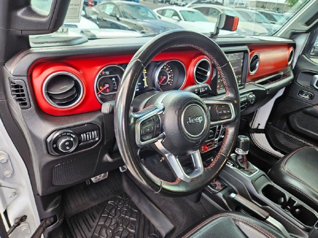 Used 2020 Jeep Gladiator Rubicon AWD/4WD image 17