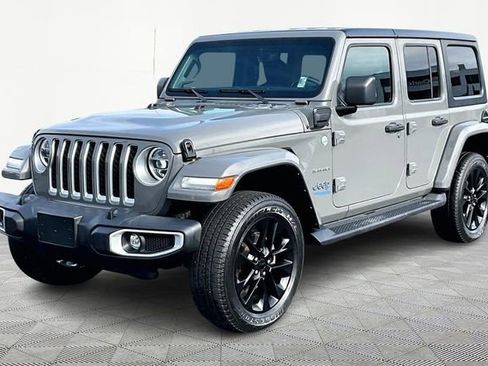Used 2021 Jeep Wrangler Unlimited Sahara w/ Cold Weather Group image 3
