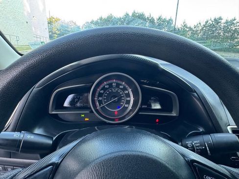 Used 2016 MAZDA MAZDA3 i Sport w/ Preferred Equipment Package FWD image 12
