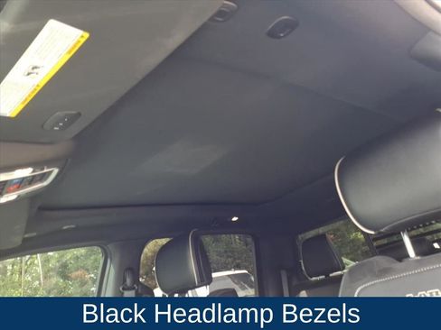 Used 2021 RAM 1500 Laramie w/ Night Edition image 24