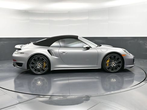 Certified 2015 Porsche 911 Turbo S image 9