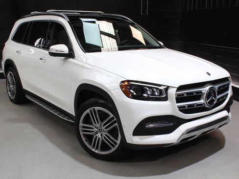 Used 2020 Mercedes-Benz GLS 450 4MATIC image 12