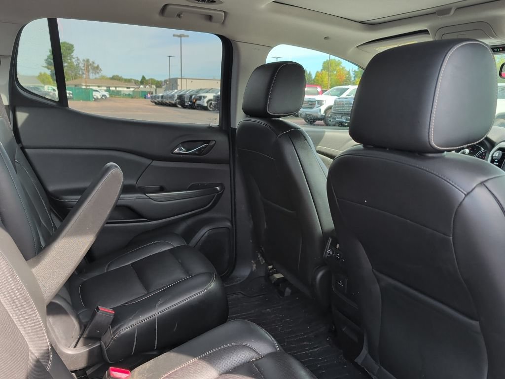 Used 2019 GMC Acadia SLT w/ Black Edition AWD/4WD image 7