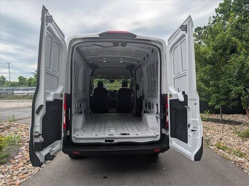 Used 2023 Ford Transit 250 Medium Roof AWD image 20