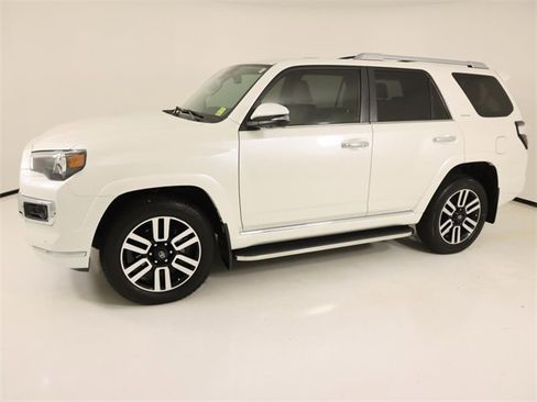Used 2022 Toyota 4Runner Limited image 2