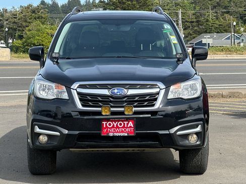 Used 2018 Subaru Forester 2.5i Limited AWD/4WD image 6