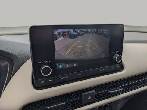 Used 2025 Honda HR-V LX image 32