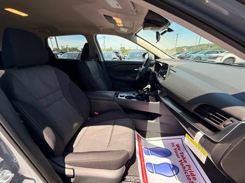 New 2026 Nissan Rogue SV w/ Cold Weather Package AWD/4WD image 18