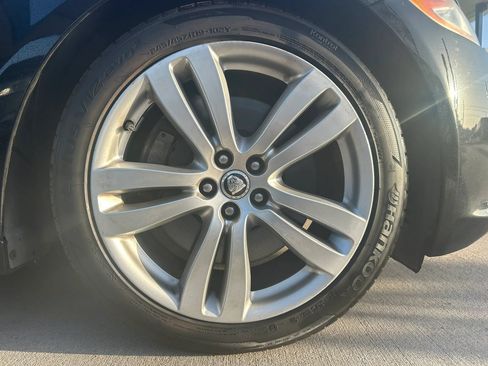 Used 2011 Jaguar XJ L RWD image 35