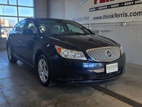 Used 2011 Buick LaCrosse CX image 9