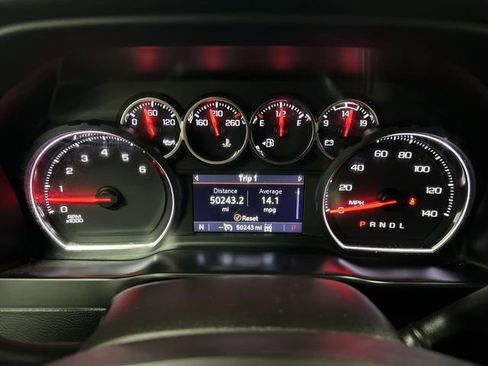 Certified 2022 Chevrolet Silverado 2500 LT w/ Convenience Package image 11