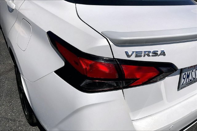 Certified 2024 Nissan Versa SR FWD image 28