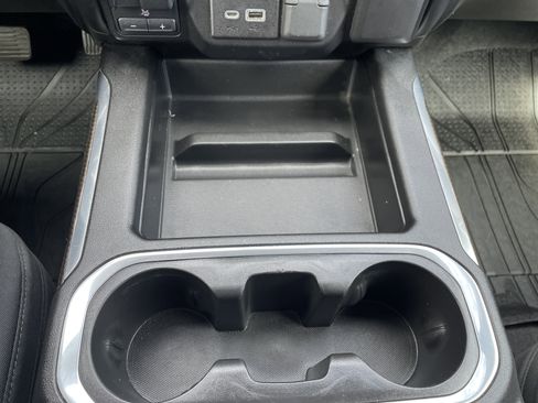 Used 2019 Chevrolet Silverado 1500 RST AWD/4WD image 34