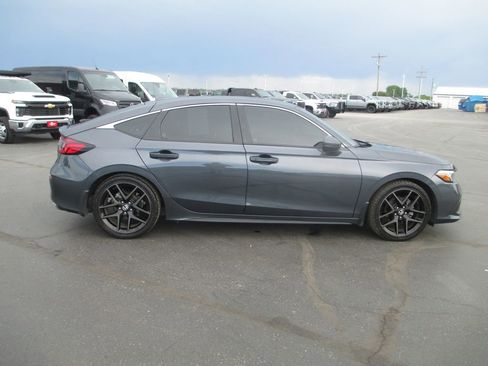 Used 2024 Honda Civic Sport Touring image 5