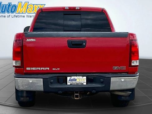 Used 2011 GMC Sierra 1500 SLT w/ SLT Convenience Package AWD/4WD image 7
