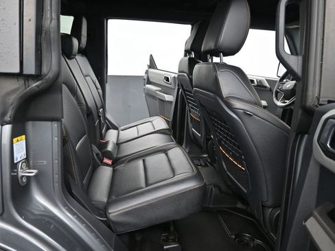 Used 2023 Ford Bronco Badlands w/ Sasquatch Package AWD/4WD image 22