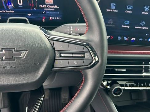 Certified 2024 Chevrolet Traverse RS image 24