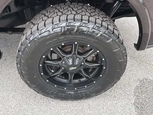 Used 2018 Ford F150 XLT w/ Equipment Group 302A Luxury AWD/4WD image 59