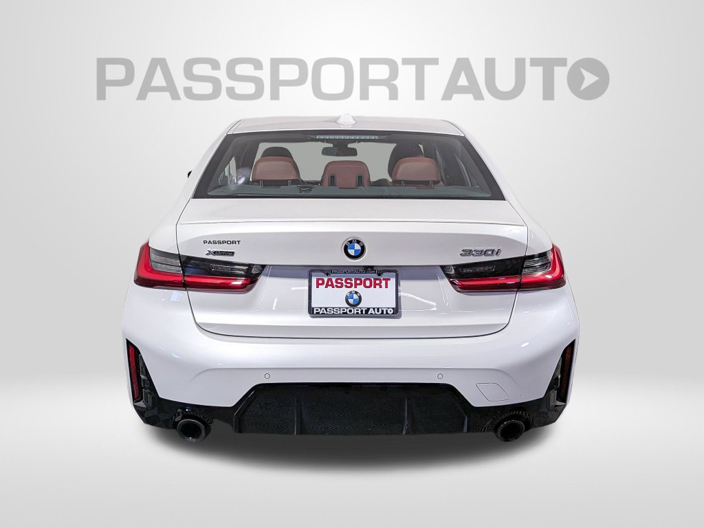 Certified 2024 BMW 330i xDrive Sedan w/ M Sport Package AWD/4WD image 5