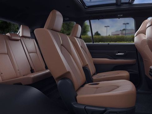 New 2026 Toyota Grand Highlander AWD Hybrid image 21