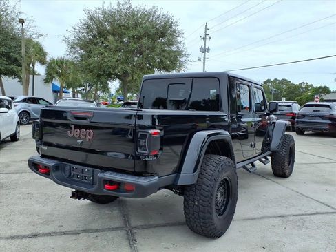 Used 2023 Jeep Gladiator Rubicon w/ Cold Weather Group image 7