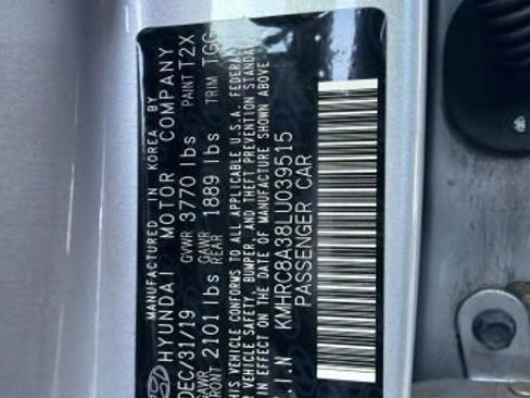 Used 2020 Hyundai Venue SEL w/ Convenience + Premium Package FWD image 25