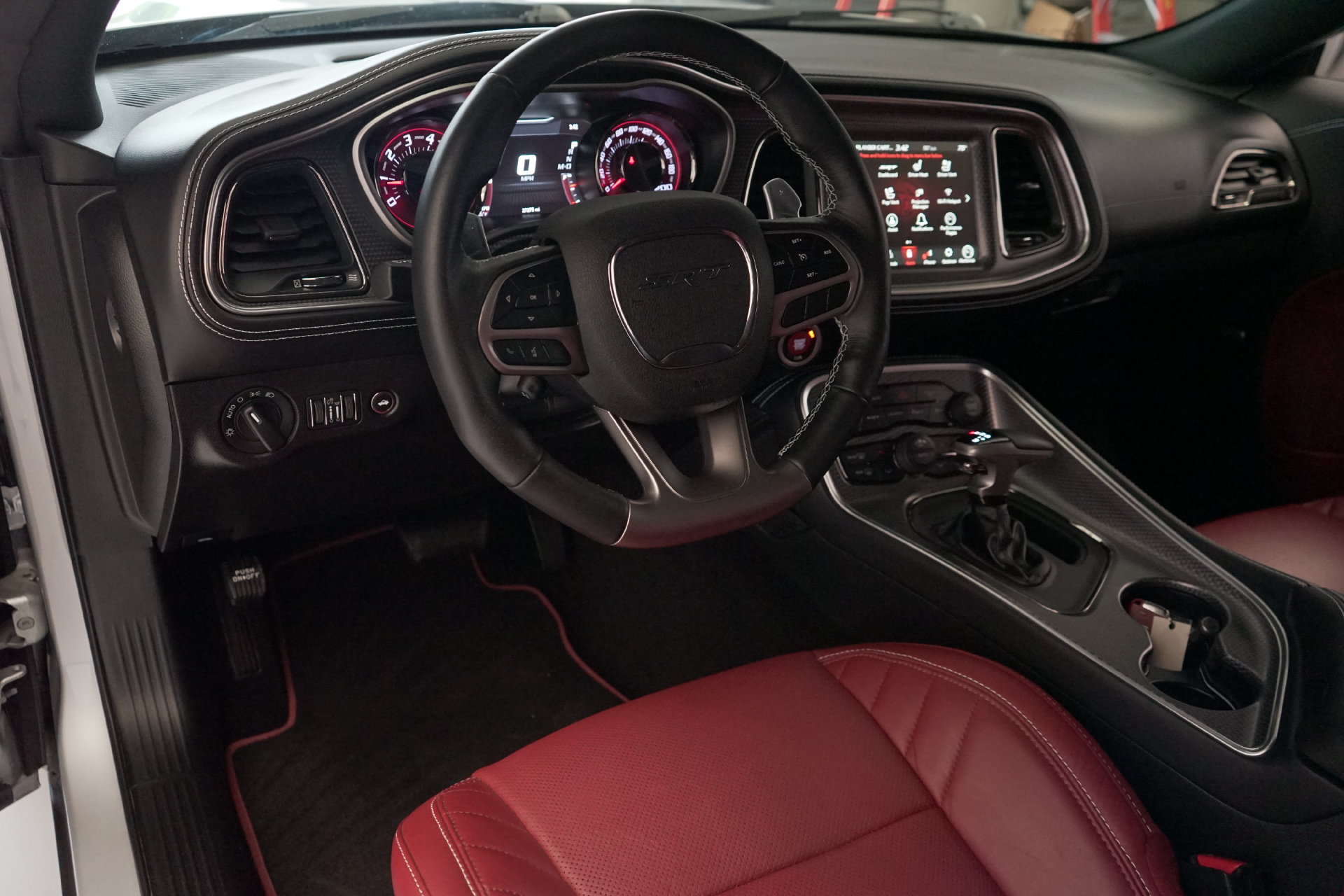 Used 2023 Dodge Challenger SRT Hellcat RWD image 2