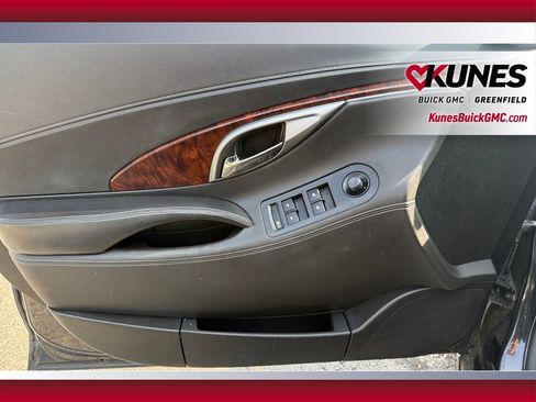 Used 2011 Buick LaCrosse CXL w/ Luxury Package FWD image 37