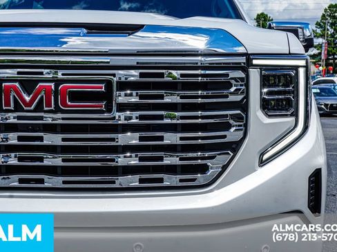 Used 2024 GMC Sierra 1500 Denali w/ Denali Reserve Package AWD/4WD image 12