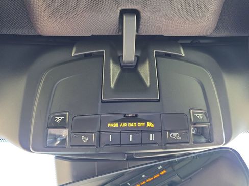 Used 2019 Porsche 718 Boxster image 22