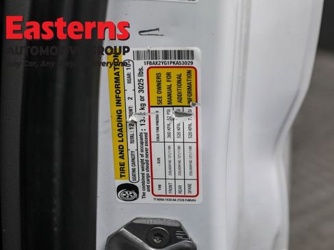 Used 2023 Ford Transit 350 XLT image 32