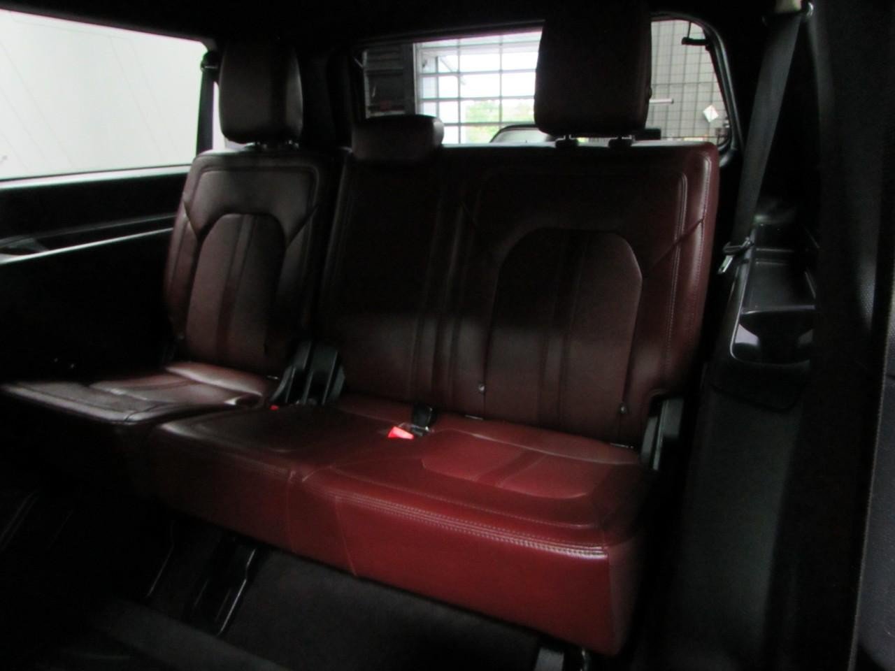 Used 2023 Ford Expedition Max Limited AWD/4WD image 16