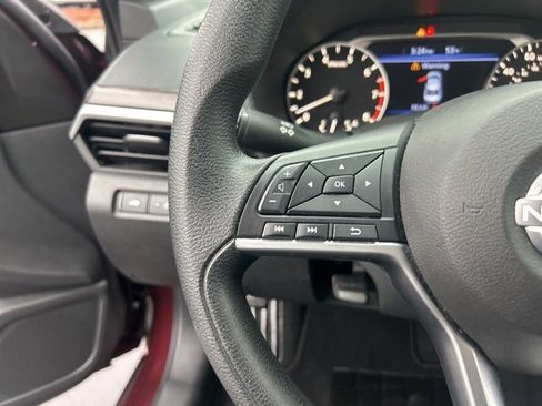 Used 2024 Nissan Altima 2.5 SV image 16