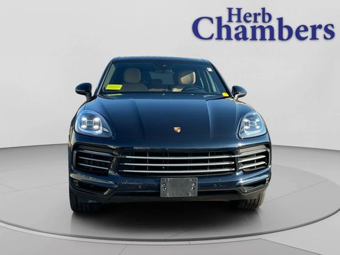 Used 2021 Porsche Cayenne AWD/4WD image 2