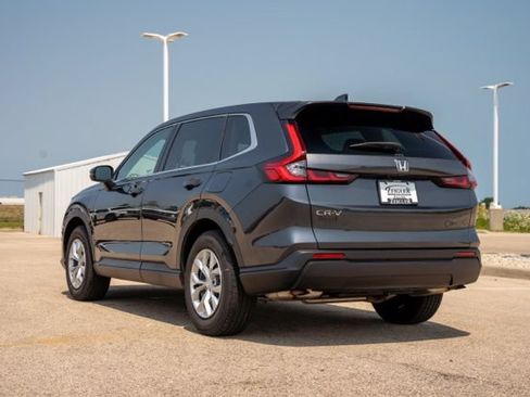 Used 2025 Honda CR-V LX image 5