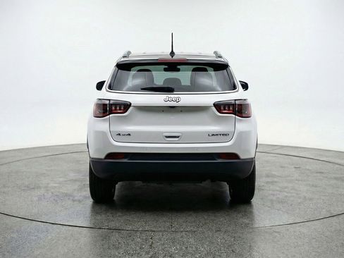 Used 2025 Jeep Compass Limited AWD/4WD image 7