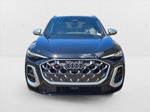New 2025 Audi SQ5 Premium Plus image 2