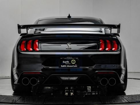 Used 2021 Ford Mustang Shelby GT500 w/ Carbon Fiber Track Pack RWD image 15