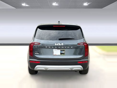 Used 2022 Kia Telluride LX AWD/4WD image 10