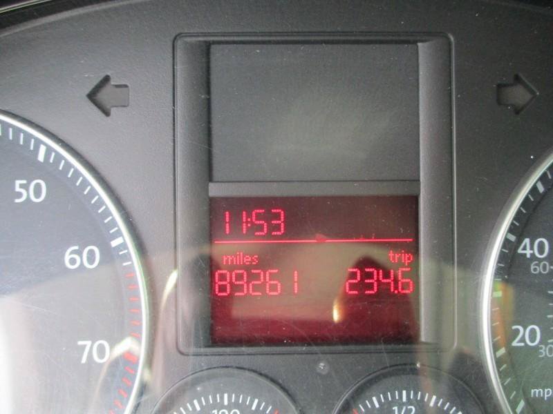 Used 2009 Volkswagen Jetta SE FWD image 14