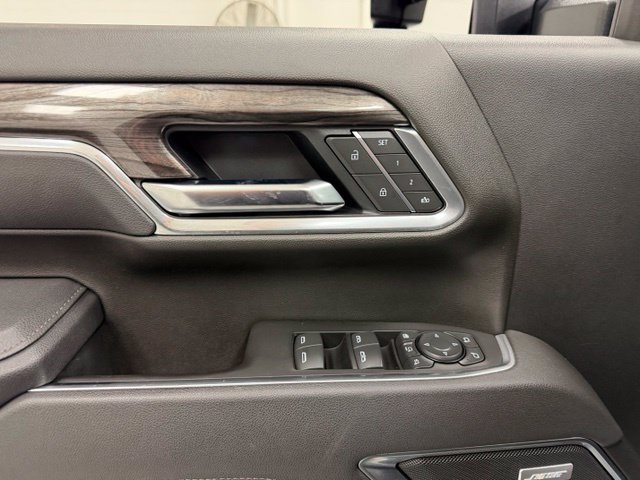 Certified 2025 Chevrolet Silverado 2500 LTZ w/ LTZ Plus Package AWD/4WD image 19