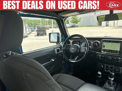Used 2022 Jeep Wrangler Unlimited Sport AWD/4WD image 34