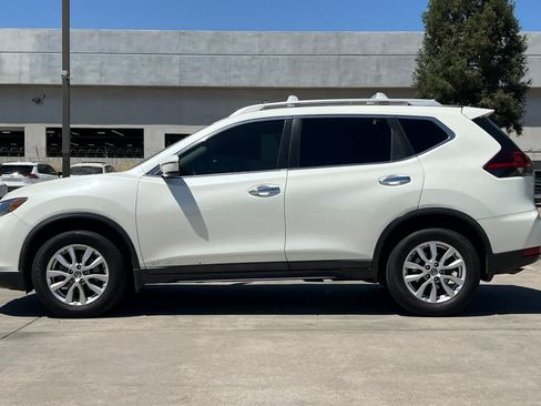 Used 2019 Nissan Rogue SV FWD image 6