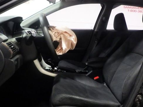 Used 2017 Honda Accord EX image 8