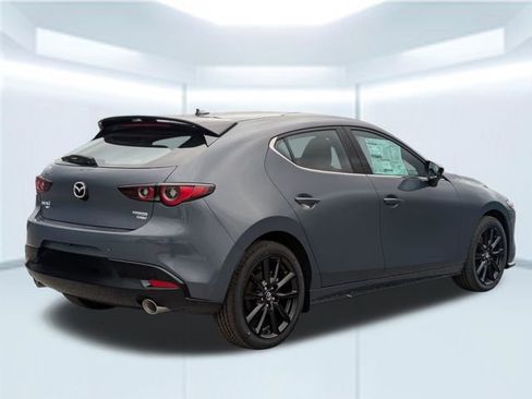 New 2026 MAZDA MAZDA3 Hatchback w/Premium Plus Pkg image 5