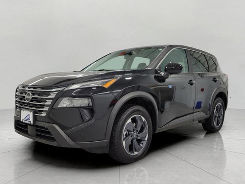 Used 2025 Nissan Rogue SV image 13