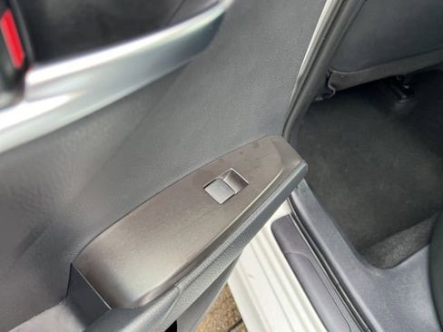 Used 2024 Toyota Camry SE image 46